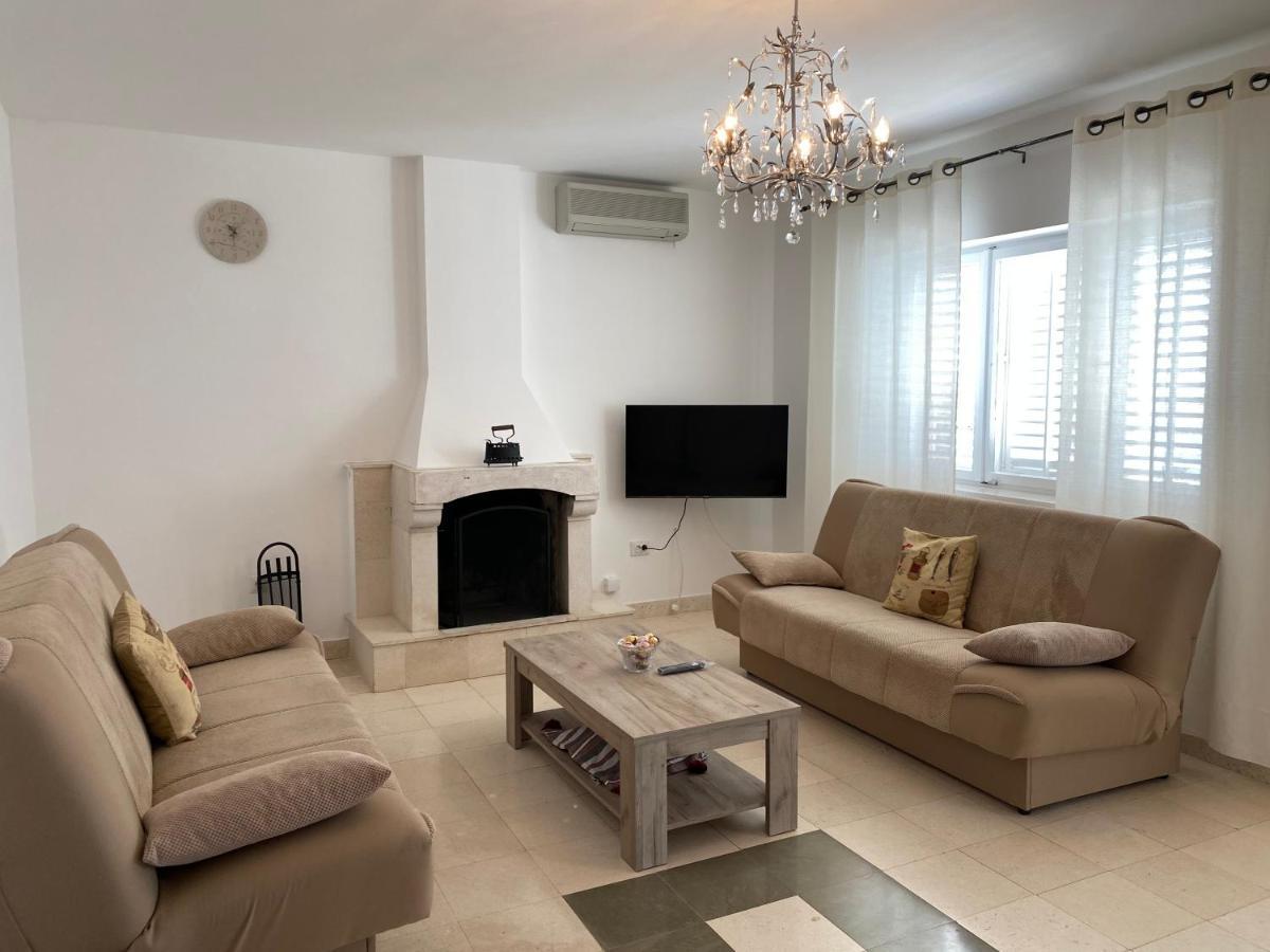 Villa Desiree Прижба Экстерьер фото